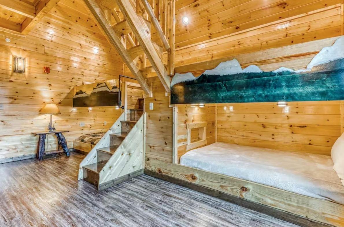 The Great Dogwood Manor By Stony Brook Cabins Гатлинбург Экстерьер фото